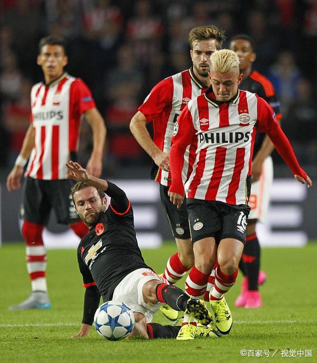 九游游戏关于阿贾克斯训练开放日，赛后队长鼓劲引欢呼，意大利杯在即，纪律约束更严格的信息