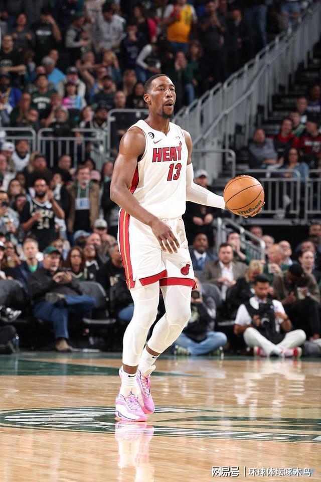 九游中国包含冲刺阶段芝加哥公牛备战NBA总决赛山东泰山状态回暖备战西甲，这操作让人直呼：哈登关键节点赛事规则更新的词条